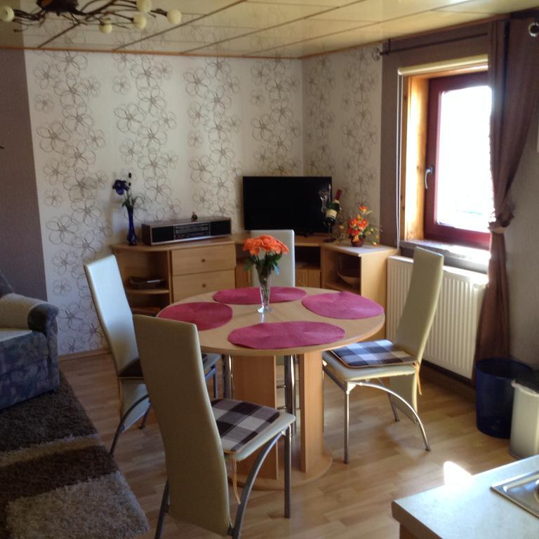 Ferienwohnung Dietlinde Bad Blankenburg Exteriör bild