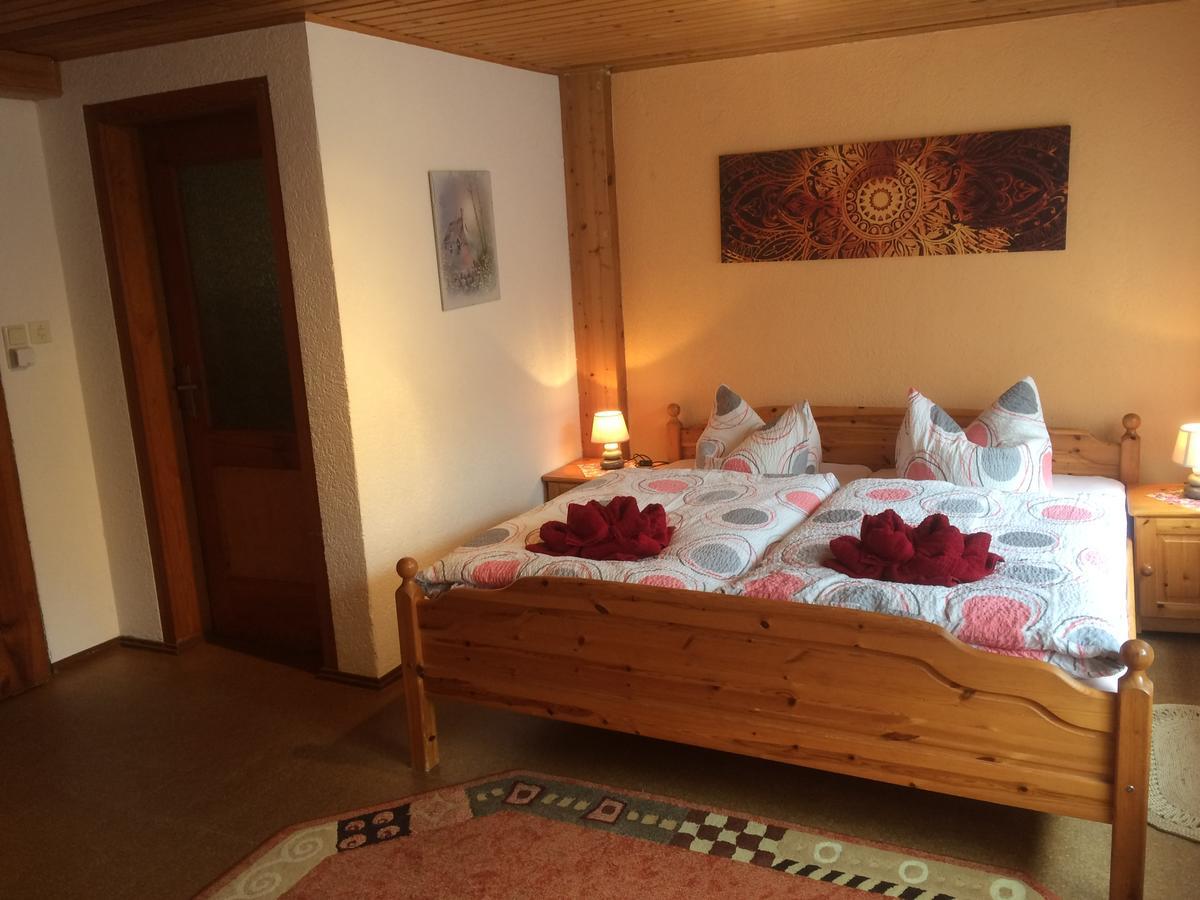 Ferienwohnung Dietlinde Bad Blankenburg Exteriör bild